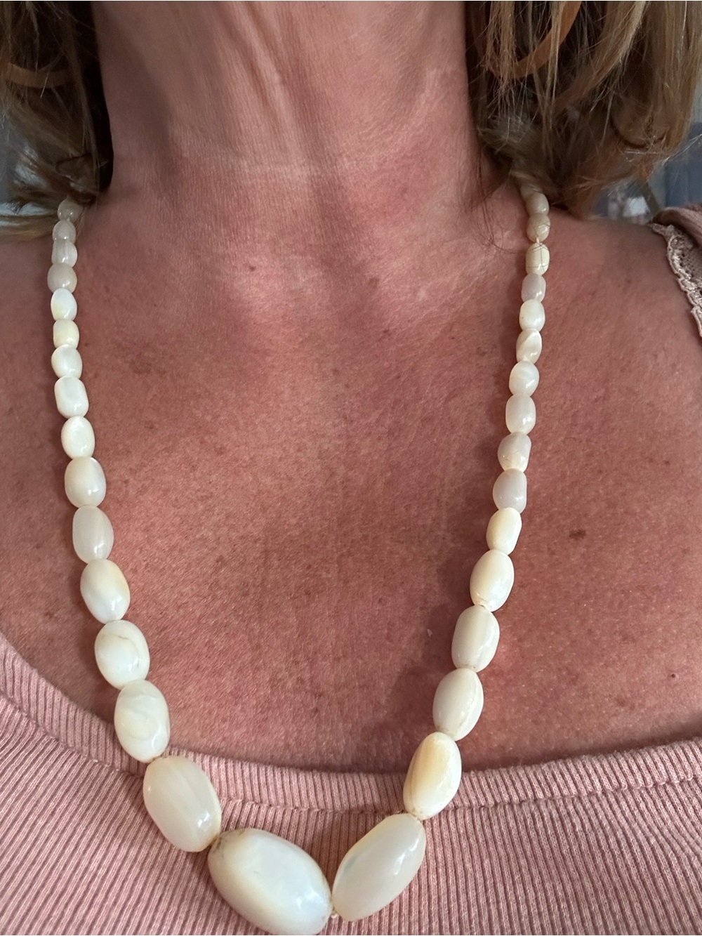Vintage Mother of Pearl necklace